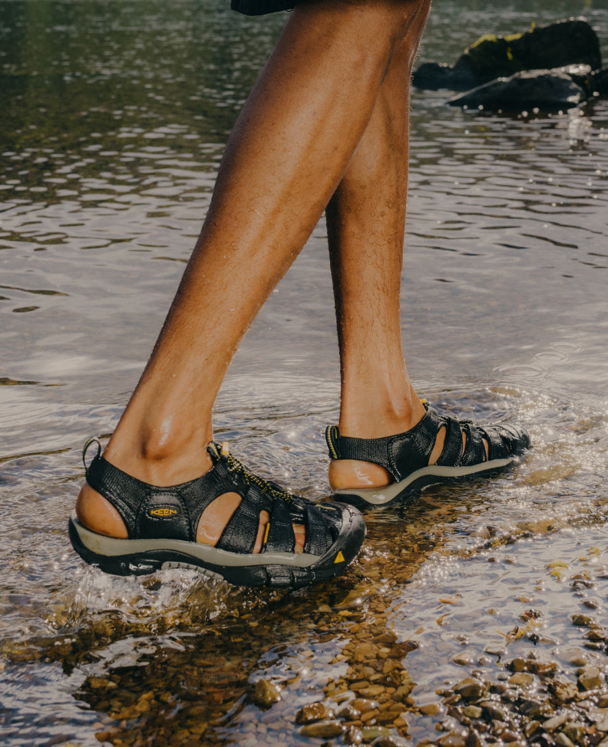 Mens Newport H2 Sandal Black